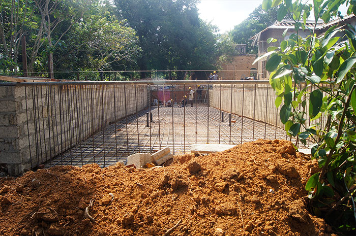 Swimming pool